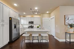 7704 Easy Wind Dr, Austin, TX 78757 - Photo 4