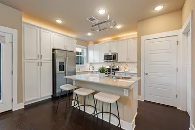 7704 Easy Wind Drive, Austin, TX 78757 - Photo 8