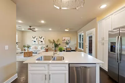 7704 Easy Wind Drive, Austin, TX 78757 - Photo 34