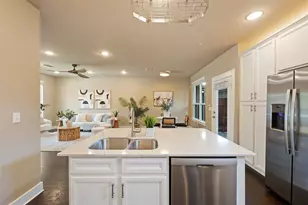 7704 Easy Wind Dr, Austin, TX 78757 - Photo 34