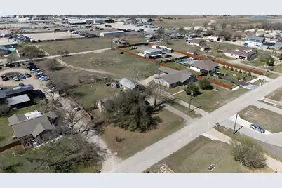 61 Family Circle, Hutto, TX 78634 - Photo 28