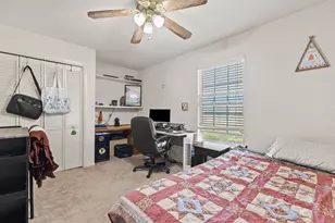 61 Family Cir, Hutto, TX 78634 - Photo 4