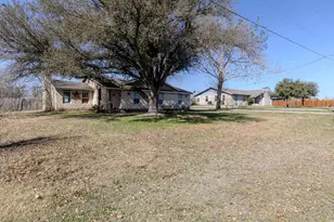 61 Family Cir, Hutto, TX 78634 - Photo 32