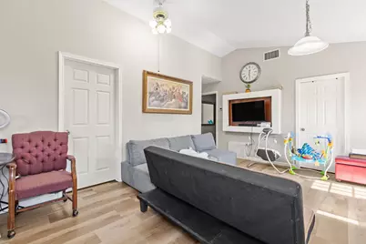 61 Family Circle, Hutto, TX 78634 - Photo 28