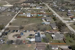 61 Family Cir, Hutto, TX 78634 - Photo 34