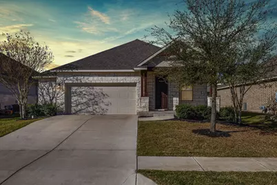 913 Centerra Hills Circle, Round Rock, TX 78665 - Photo 2