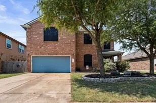 112 Floating Leaf Dr, Hutto, TX 78634 - Photo 2