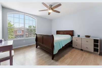 112 Floating Leaf Drive, Hutto, TX 78634 - Photo 32