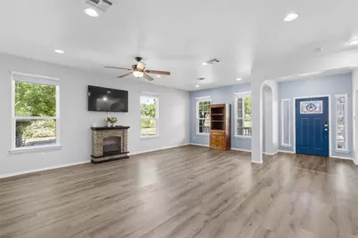 1833 Thompson Trail, Round Rock, TX 78664 - Photo 4