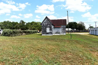 215 Childress Drive, Rockdale, TX 76567 - Photo 10