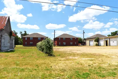 215 Childress Drive, Rockdale, TX 76567 - Photo 18