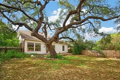 8109 Ganttcrest Drive, Austin, TX 78749 - Photo 22
