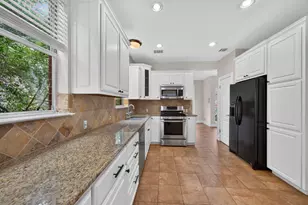 8109 Ganttcrest Dr, Austin, TX 78749 - Photo 10
