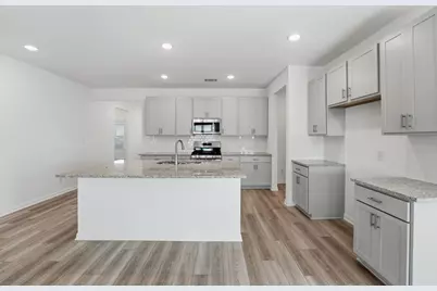 100 Childress Street, Hutto, TX 78634 - Photo 2