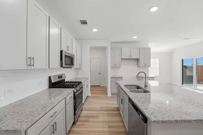 100 Childress Street, Hutto, TX 78634 - Photo 4