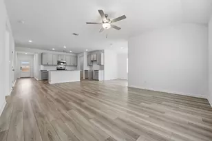 100 Childress St, Hutto, TX 78634 - Photo 6