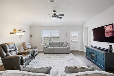 1001 Pembroke Court, Hutto, TX 78634 - Photo 4