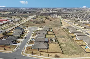 1001 Pembroke Ct, Hutto, TX 78634 - Photo 32