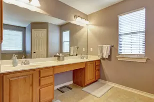 408 Island Oak Dr, Austin, TX 78748 - Photo 14
