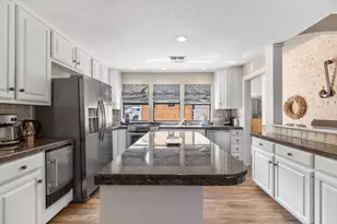 925 Challenger, Lakeway, TX 78734 - Photo 14