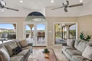 925 Challenger, Lakeway, TX 78734 - Photo 8