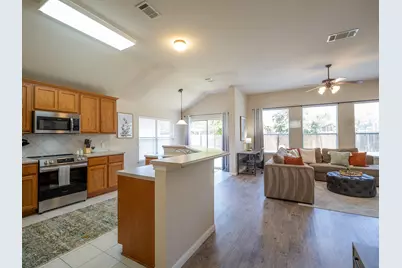 11620 Larch Valley Drive, Austin, TX 78754 - Photo 8