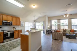 11620 Larch Valley Dr, Austin, TX 78754 - Photo 8