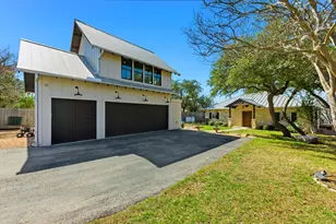 15943 Booth Cir, Volente, TX 78641 - Photo 24