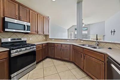 11617 Glen Knoll Drive, Manor, TX 78653 - Photo 16