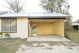 209 Co Rd 310, Rockdale, TX 76567 - Photo 8