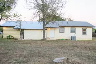 209 Co Rd 310, Rockdale, TX 76567 - Photo 34