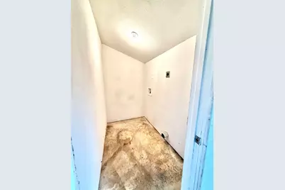 209 County Road 310, Rockdale, TX 76567 - Photo 32