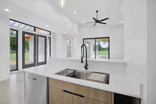 1800 Man O War Dr, Del Valle, TX 78617 - Photo 20