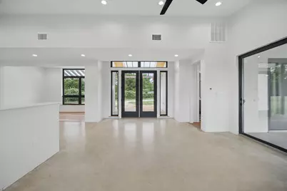 1800 Man O War Drive, Del Valle, TX 78617 - Photo 6