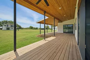 1800 Man O War Dr, Del Valle, TX 78617 - Photo 34