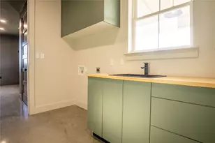 662 Private Road 140, Lampasas, TX 76550 - Photo 10