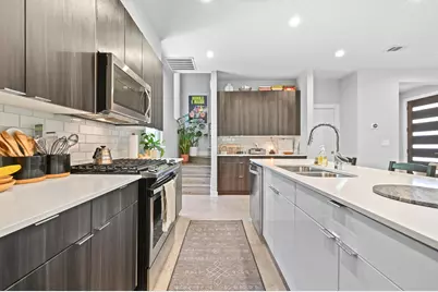 1523 Piedmont Avenue #B, Austin, TX 78757 - Photo 10