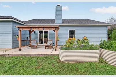 1100 Mira Loma Lane, San Marcos, TX 78666 - Photo 16
