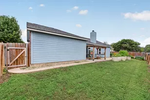 1100 Mira Loma Ln, San Marcos, TX 78666 - Photo 18