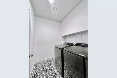 11812 Offaly Drive, Austin, TX 78754 - Photo 18