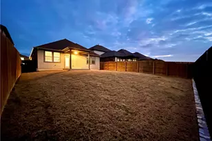 11812 Offaly Dr, Austin, TX 78754 - Photo 32