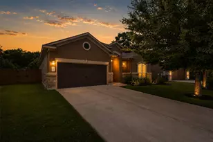 2705 San Milan Pass, Round Rock, TX 78665 - Photo 2
