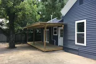 1405 Bob Harrison St, Austin, TX 78702 - Photo 12