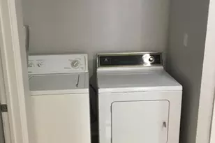 1405 Bob Harrison St, Austin, TX 78702 - Photo 6