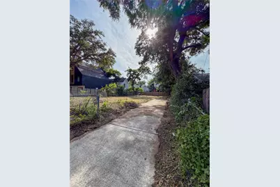 802 Maude Street, Austin, TX 78702 - Photo 6