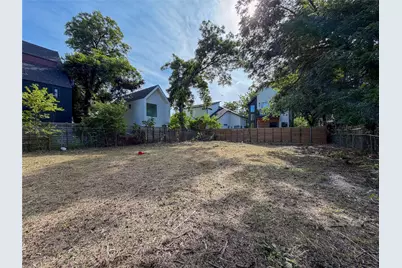 802 Maude Street, Austin, TX 78702 - Photo 4