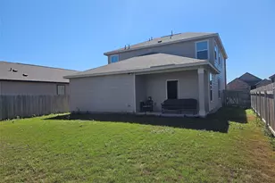 210 Summit Dr, Lockhart, TX 78644 - Photo 2