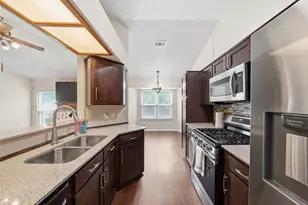 1100 York Castle Dr, Pflugerville, TX 78660 - Photo 10