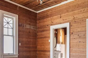 117 E 6th St, Taylor, TX 76574 - Photo 40