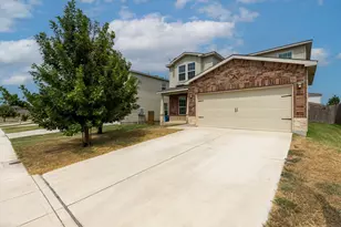 248 Mistflower, New Braunfels, TX 78130 - Photo 2